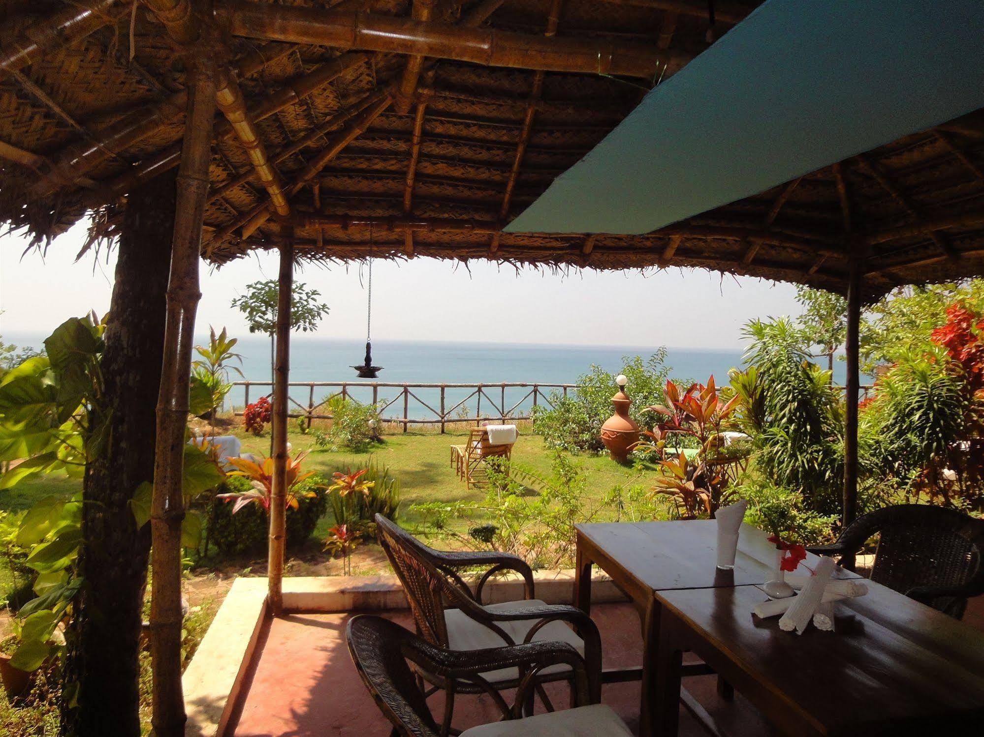 Hotel The Oceano Varkala Exterior foto